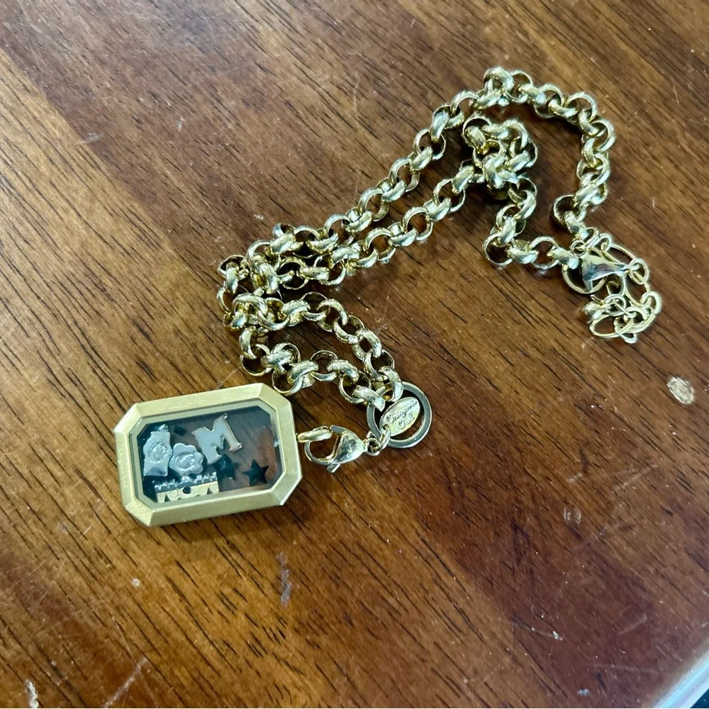 Origami Owl Gold Necklace with Mom Locket - Picture 3 of 4
